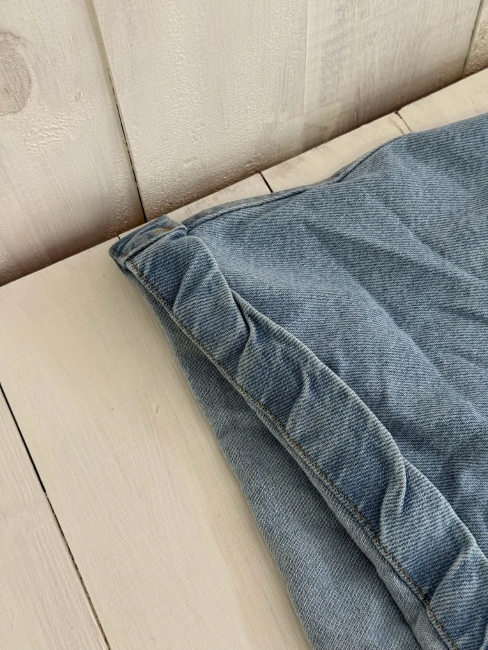 c08117cb5c4c4f2eaa6d93a0a730d894.webp short jeans dani barra dobrada