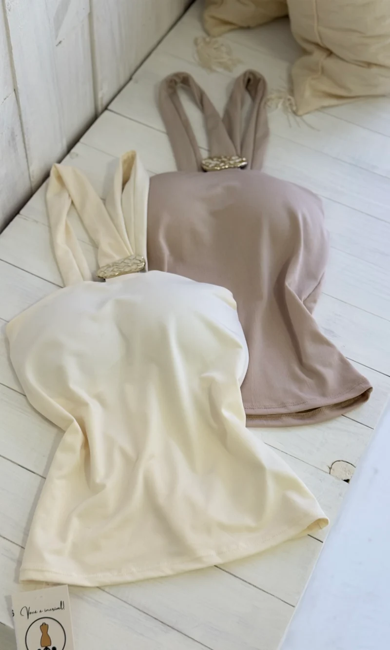 5fc551b6d07d4e4b81d9245844c0e3d1.webp blusa dani com pingente suplex