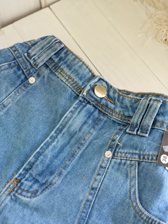 273dd3f0a0534a5496709e7c7cc9d910.webp short jeans rafa bolso quadrado