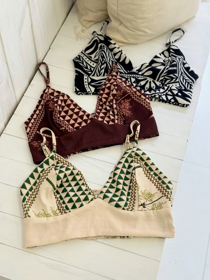 ccd91c5a4e094c59a13df21e4e390fce.webp top tropical