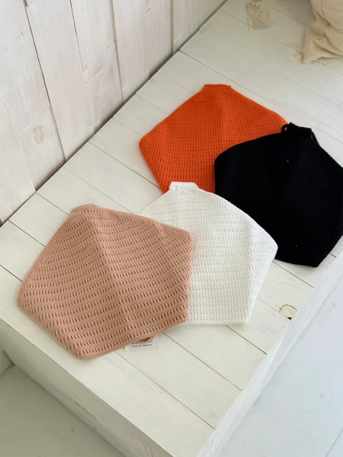 2102e4e4a199442e96eff9210bc6d77c.webp cropped frente unica trico modal