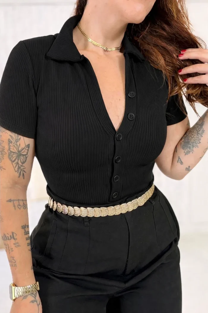 body botoes manga curta