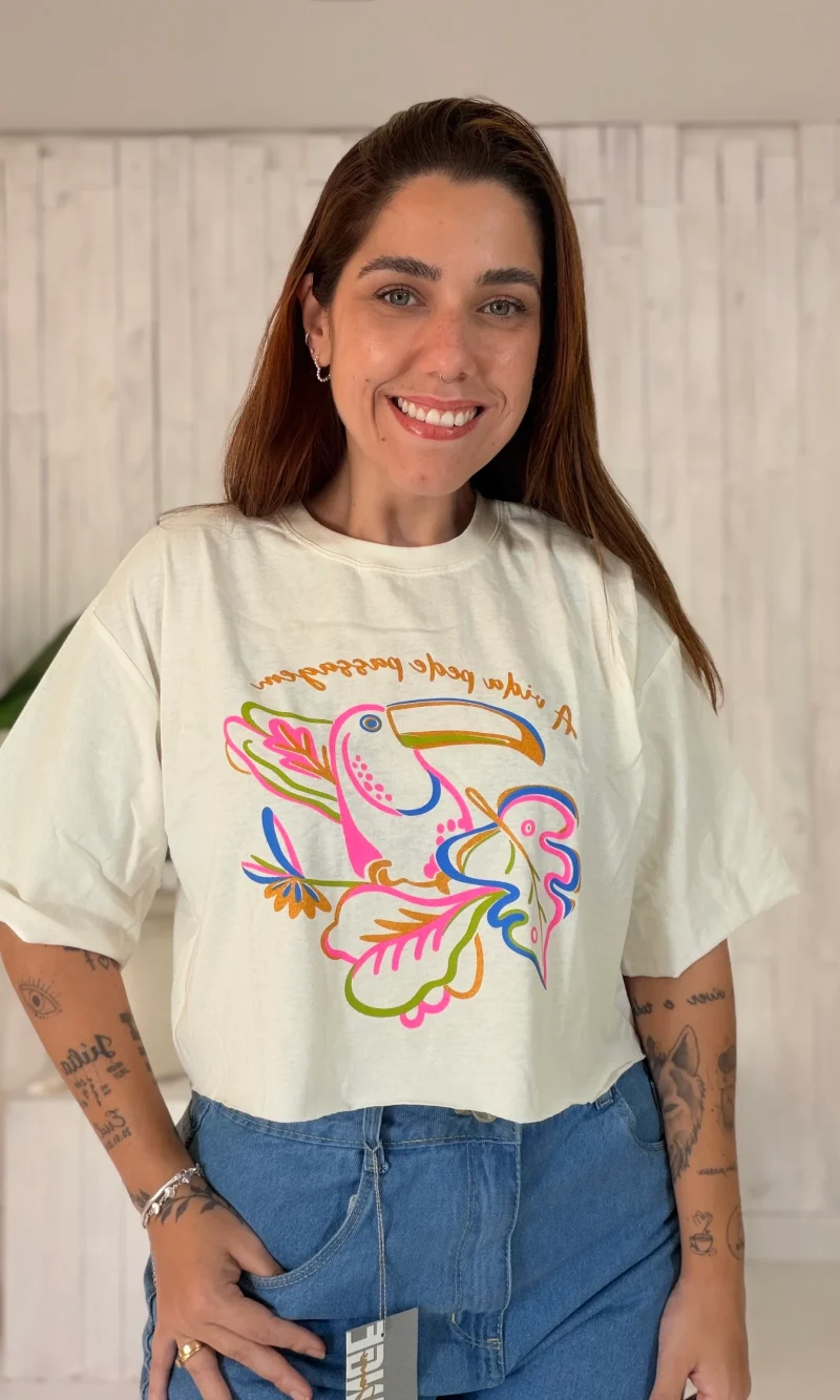 cropped oversized a vida pede passagem