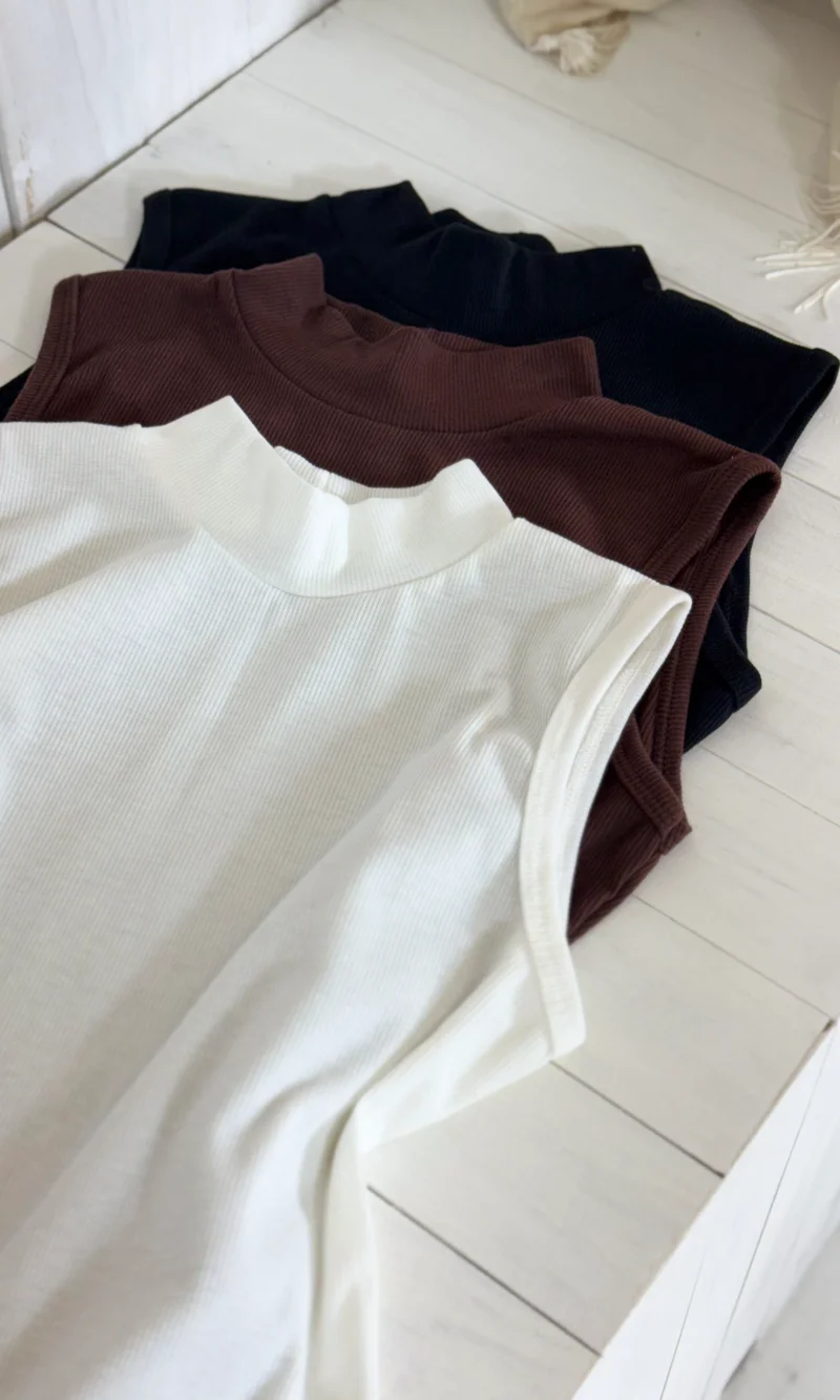 regata canelada gola alta