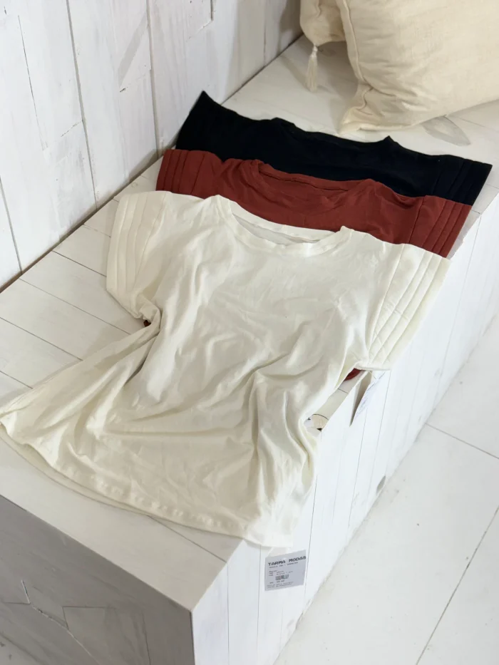 dcfa33c5d7f24467aa181d7d22c22500.webp muscle tee ombreira