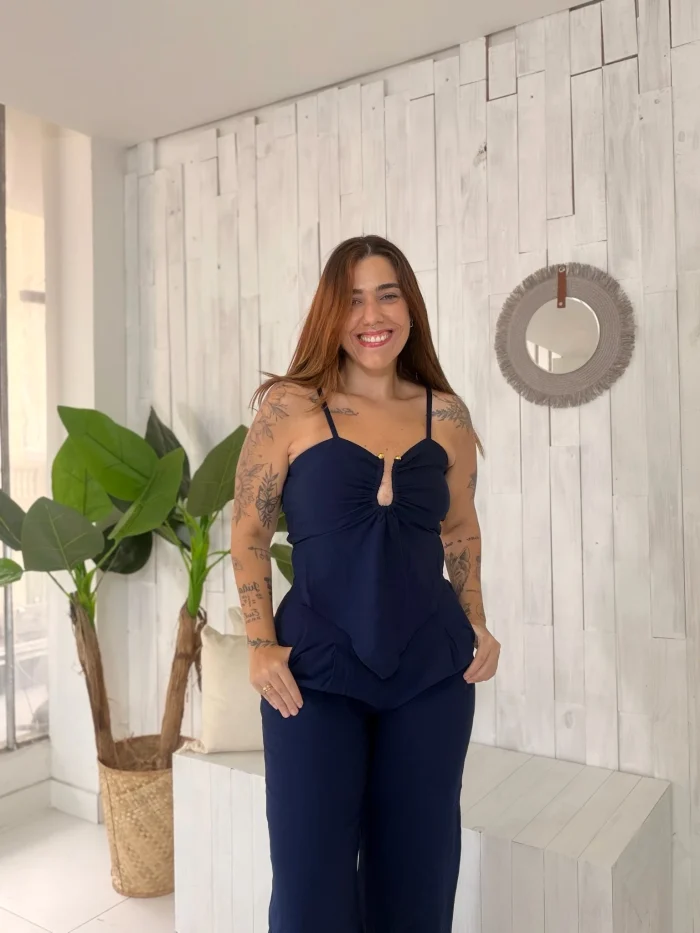 1a1ed7214d5448df8404c10acec88891.webp conjunto annie bata e pantalona