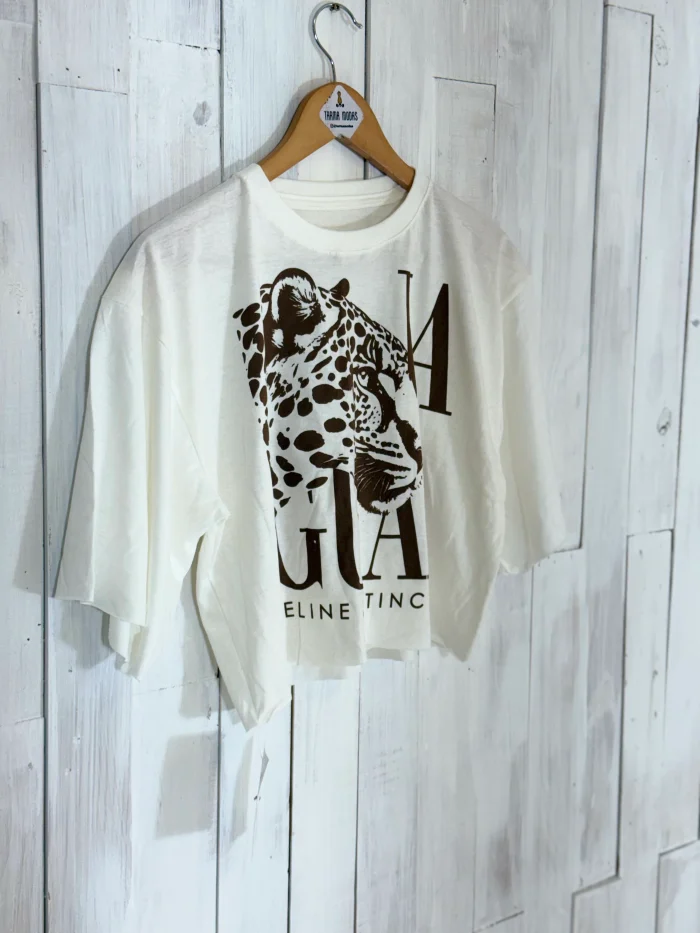 130c9335afd743beb2f01460740e4f2a.webp cropped oversized jaguar