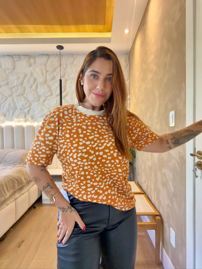 6f1fabe1b0514125bdb06b46d1a4f00b.webp tshirt de malha animal print