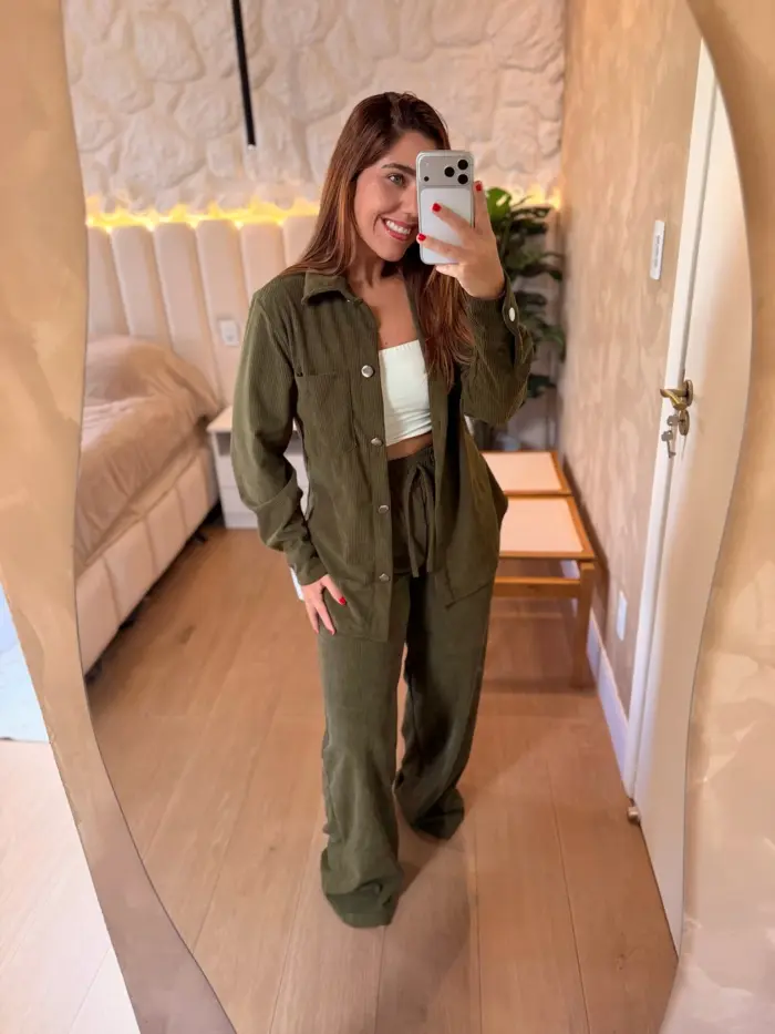 5cbe2d6942cc4e42910a7c4efdd425b4.webp conjunto cotelÊ camisa e pantalona