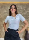 Blusa Aurora Com Pingente Central