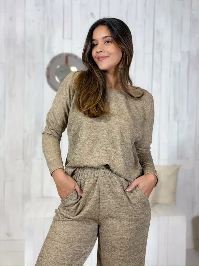 0b021b572a214185984bb14317210ac6.webp conjunto fabi lanzinha