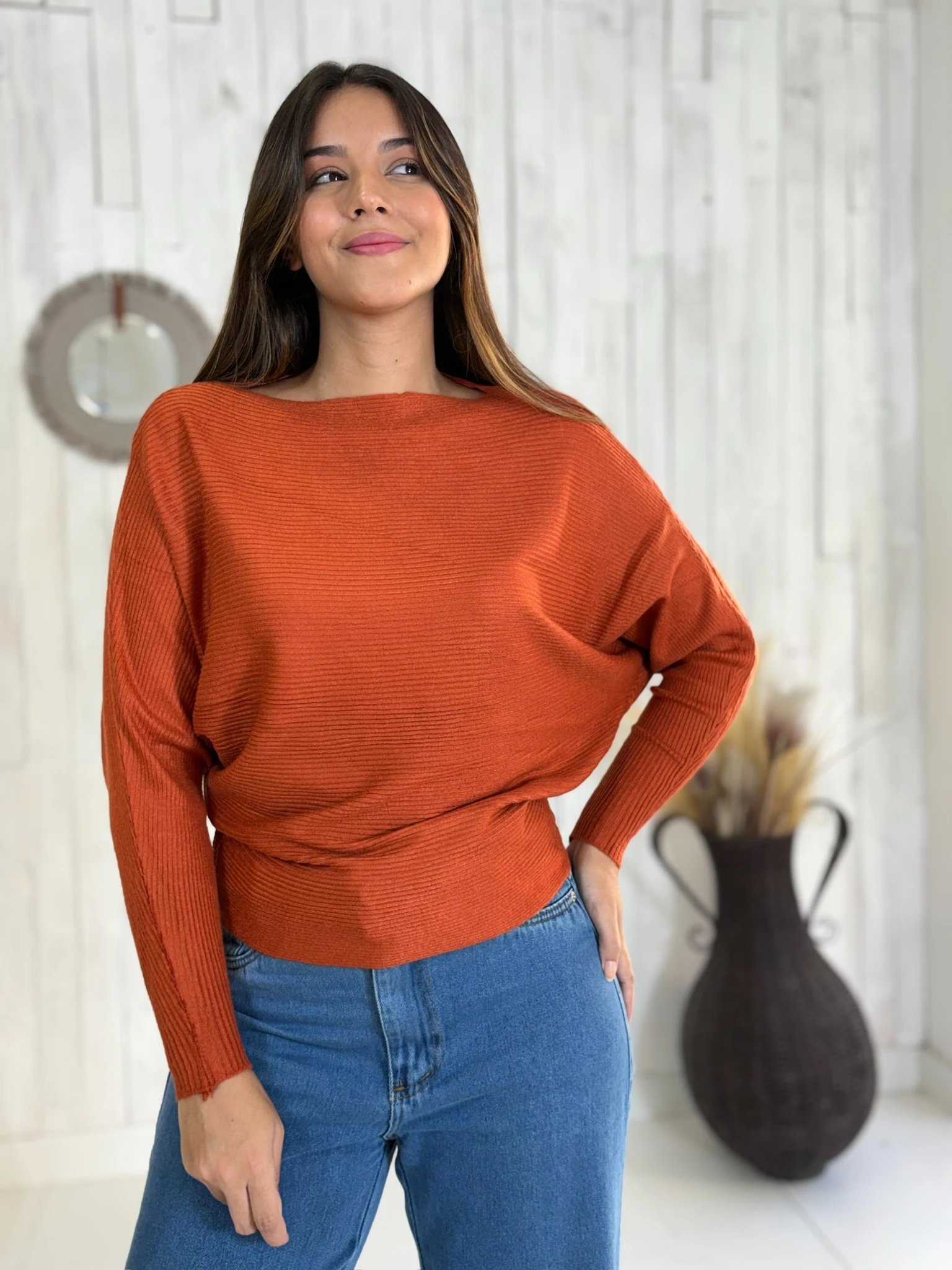 425a22e44b95e1a52713a4fe606cf332-img_3961.webp Blusa Mafê - Tricô Modal - Importada