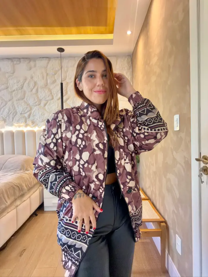 7e32579b67aa438d94218d47f6841ddd.webp corta vento estampado