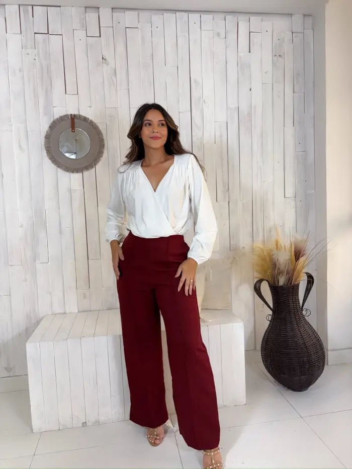 7e2d6786455f41469aad71b14c67c2b1.webp calÇa pantalona maitÊ risca de giz