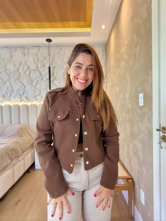 8d9f28db219f49188d6e24772039d5b4.webp casaco là batida com ombreira