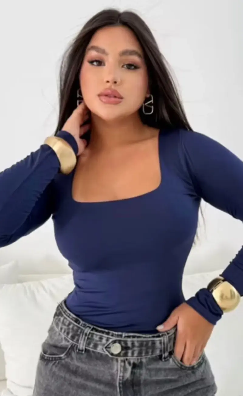 body camile manga longa