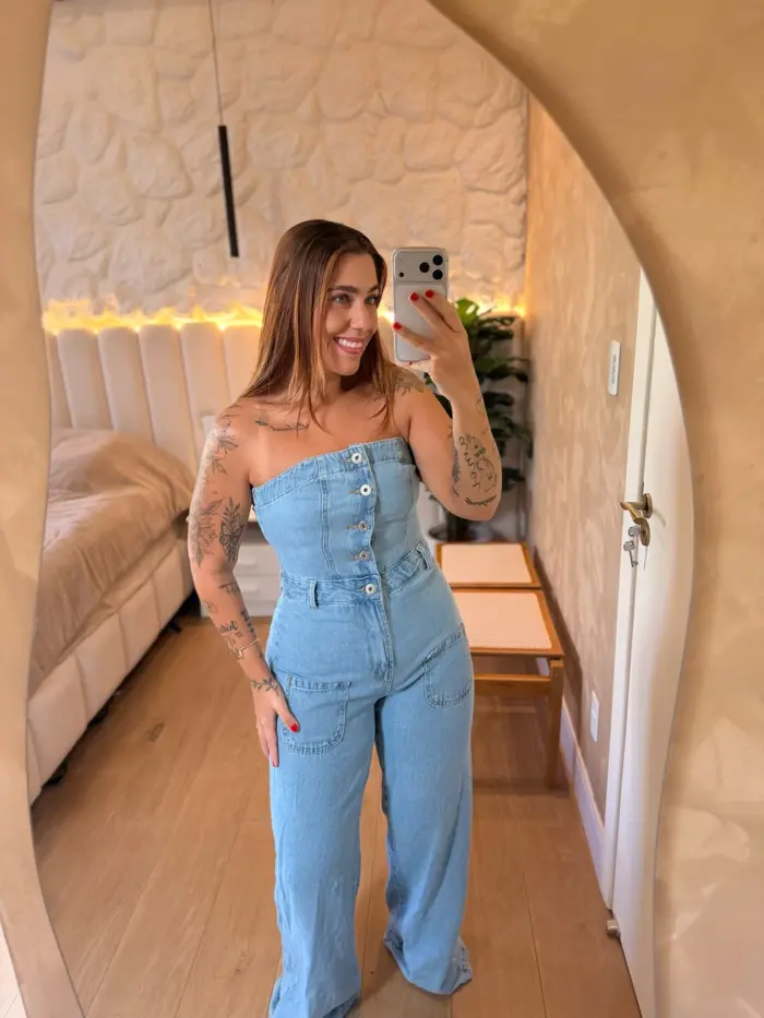 8dafa6264e2449b1abeefbd183c9680d.webp macacÃo jeans lorrane