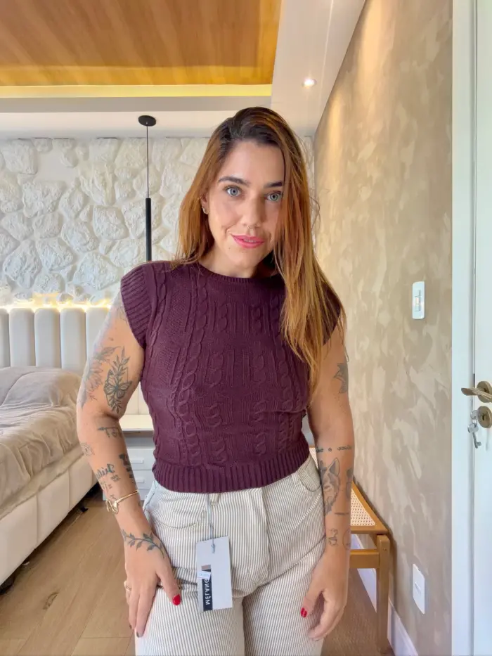 4923e152fe6a4644b33d1341260fb2da.webp blusa talia tricÔ