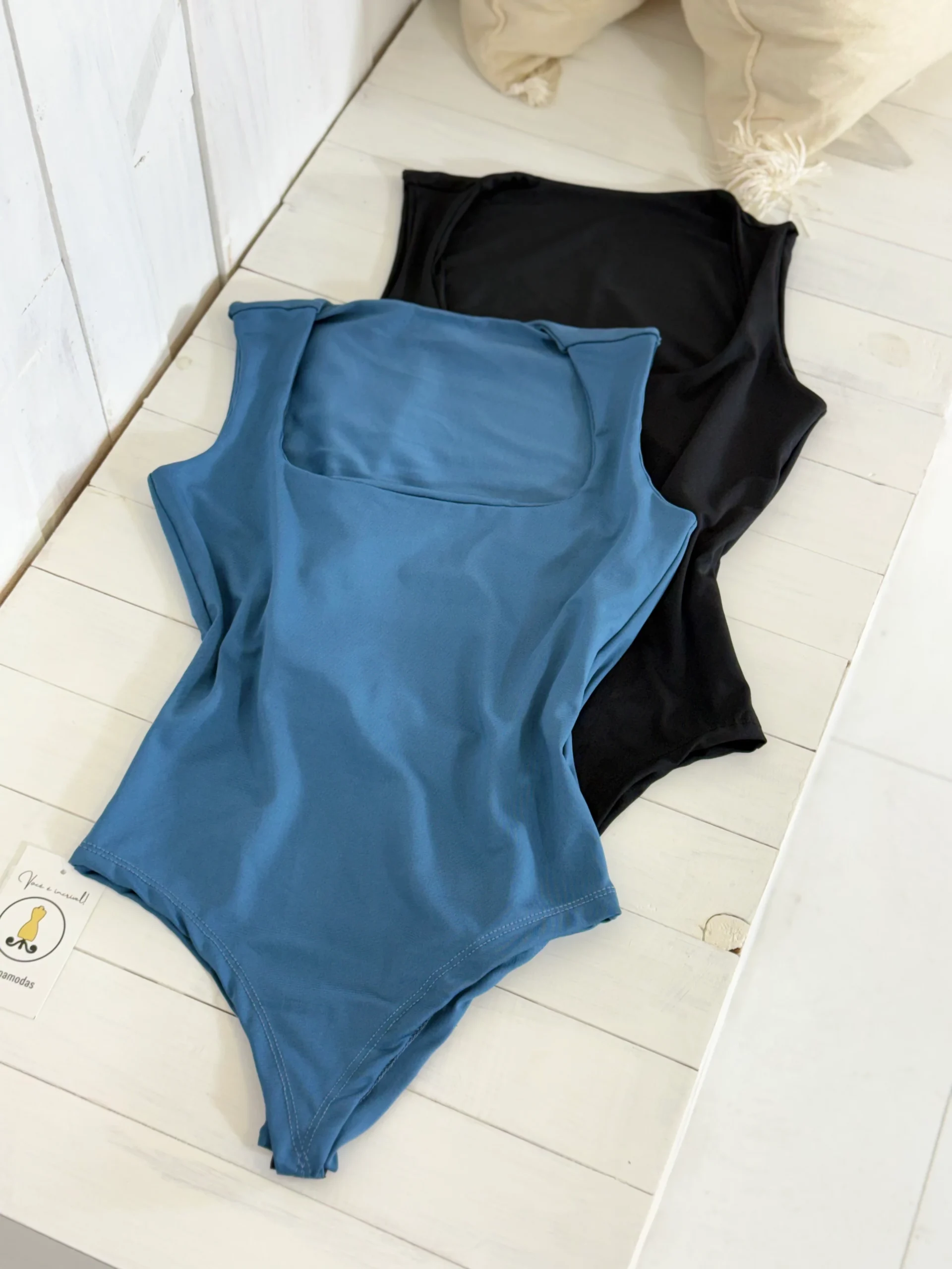 b8950aa672df979ed3963c78efe142cd-img_8753.webp Body Camile Regata