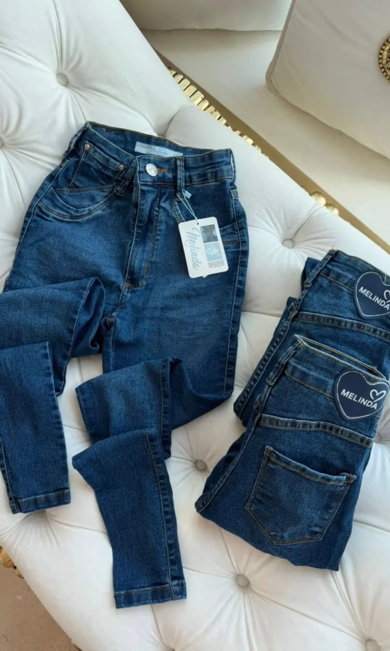 calÇa jeans skinny recorte no bolso