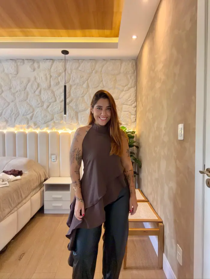 1559347a836442708797478abaf32ac6.webp bata deise babado