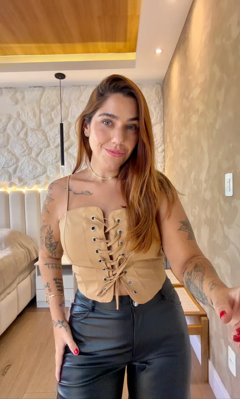 cropped leandra couro