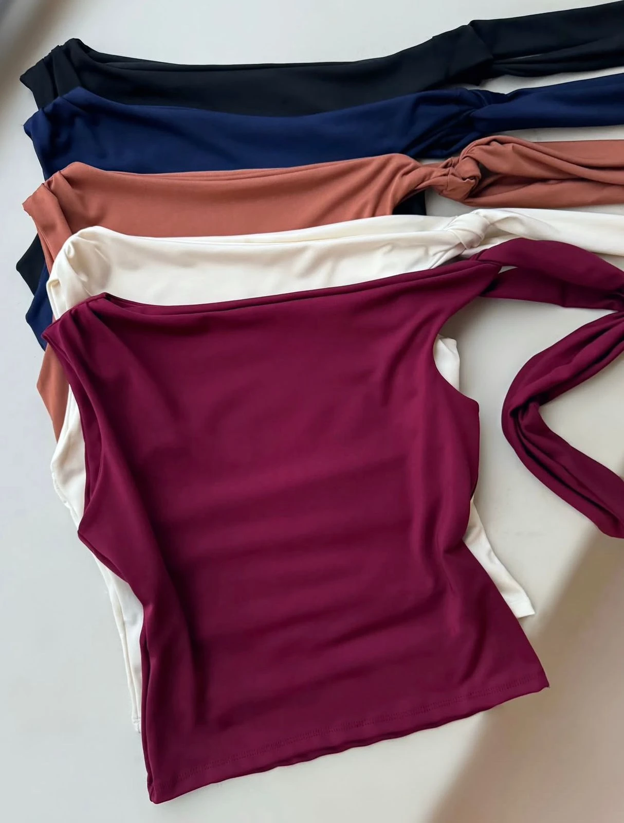 00be883ea1067345205f3ca8f4e27c85-blusa-daiana.webp Blusa Daiana - Amarracao