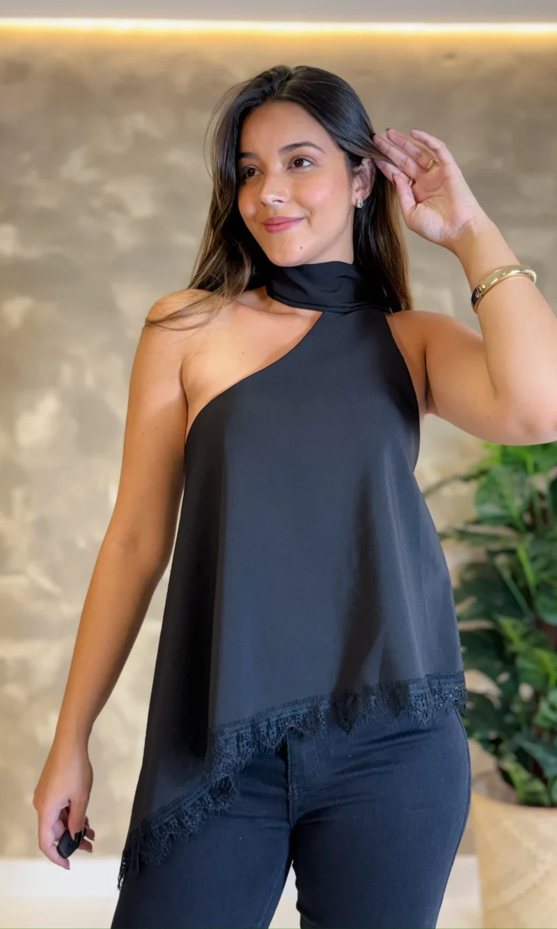 Bata Agnes Assimetrica Com Renda