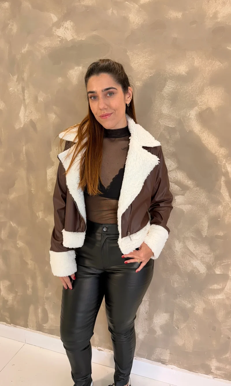 Jaqueta Vogue Couro Peluciada